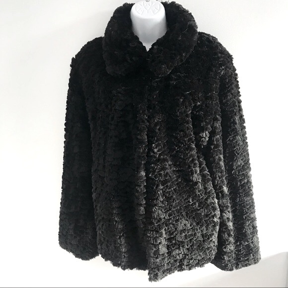 Regal Black Faux Fur Shaggy Plush Winter Coat - Picture 2 of 15
